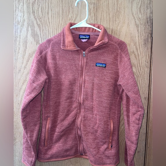 Red Patagonia jacket - Picture 4 of 6
